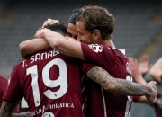 开云下载-V5爆冷TeamEmpire，Doinb绝境逆转