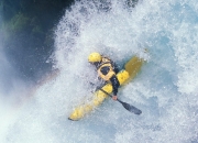 开云APP-绿茵场上的双重奏，德甲争冠白热化，乌拉圭绝境逢生险胜新西兰