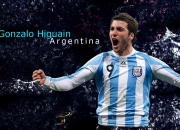 开云APP-德甲争冠战之夜，皮克关键进球定乾坤，诠释何为一球千金