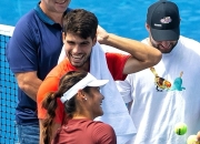 开云体育-世界网球队爆冷西班牙网球队，阿尔卡拉斯完成帽子戏法