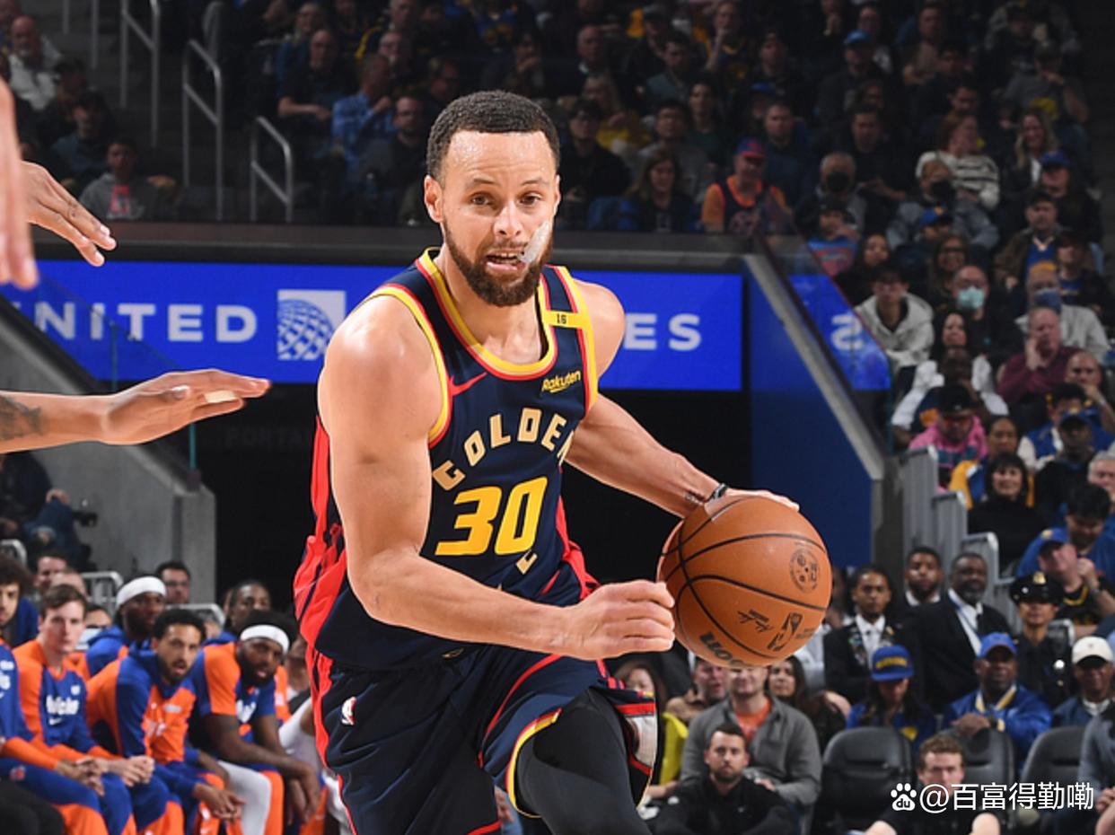 包含尼克斯碾压勇士,库里绝境逆转的词条 包含尼克斯碾压勇士,库里绝境逆转的词条