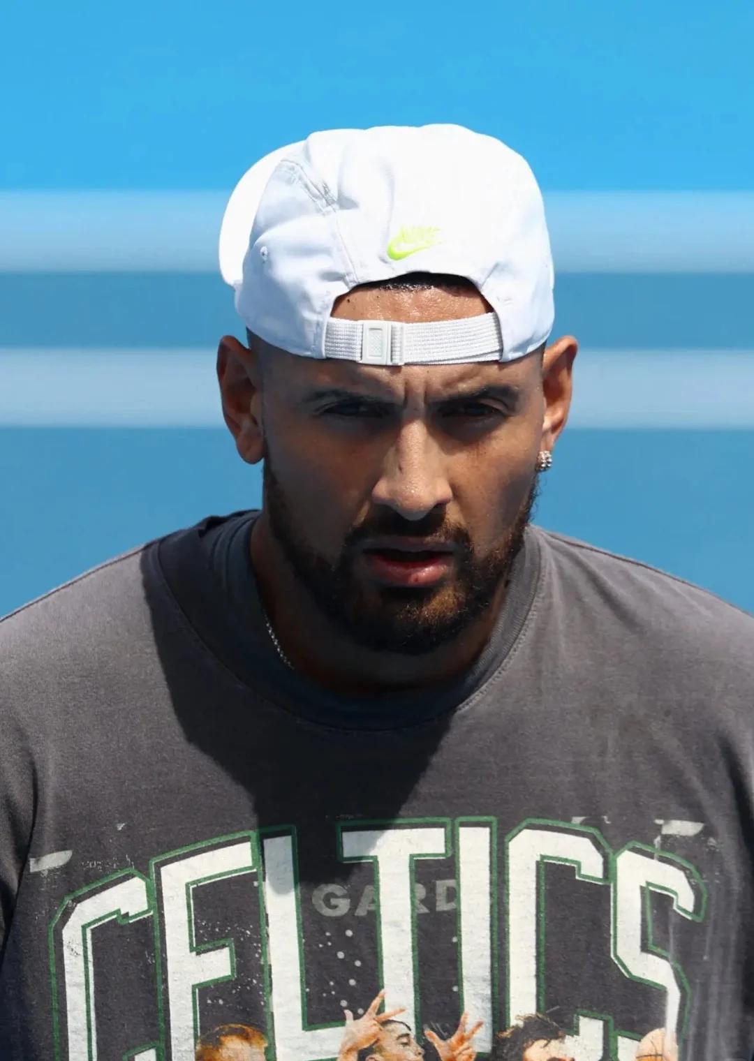 关于美国网球队横扫世界网球队，克耶高斯送出助攻的信息