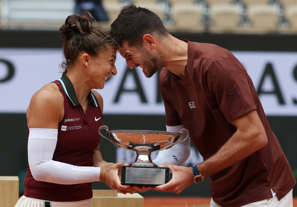 包含意大利网球队险胜法国网球队,费德勒爆发神勇的词条 包含意大利网球队险胜法国网球队,费德勒爆发神勇的词条