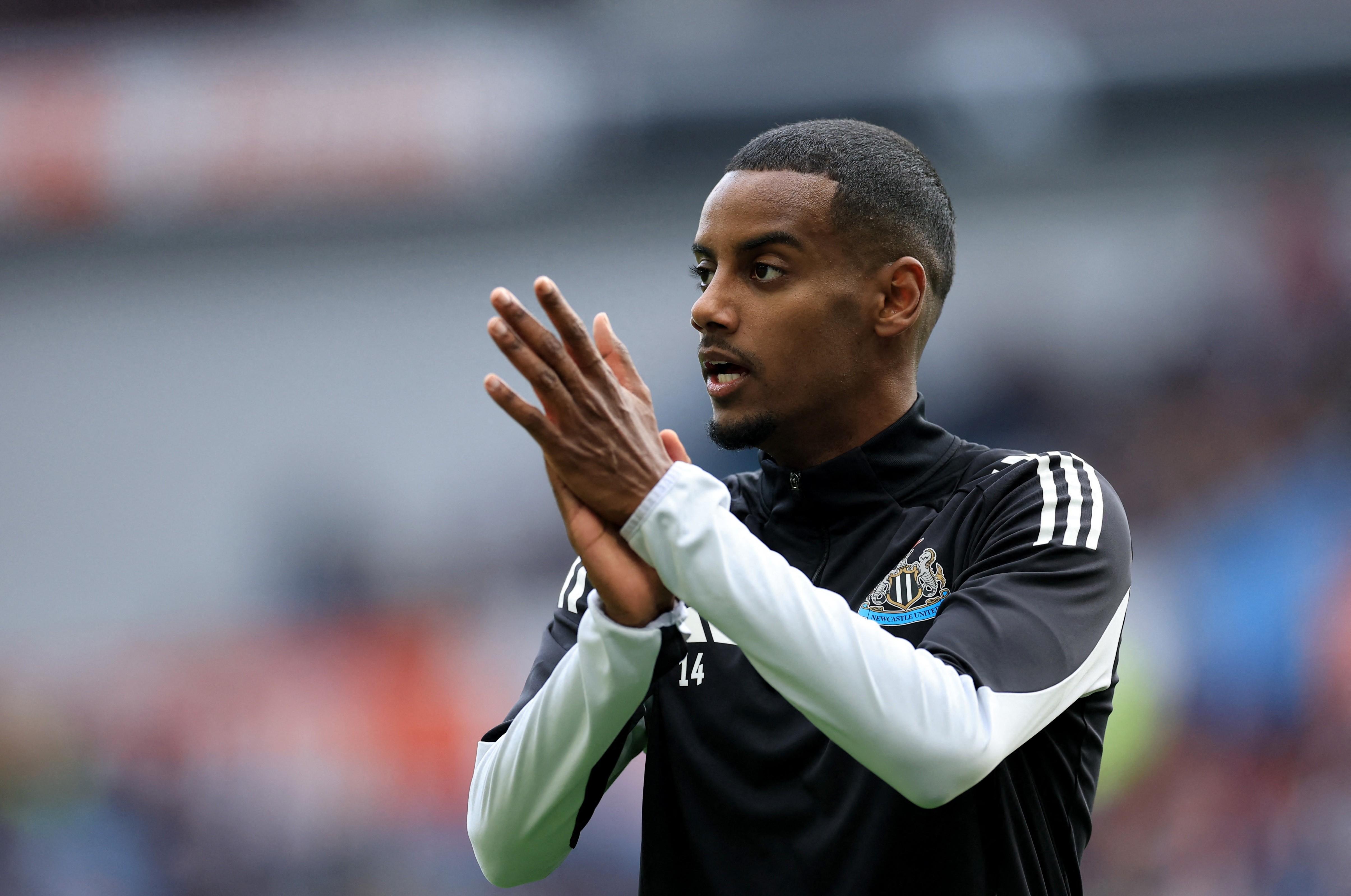 关于法兰克福球员接受采访，分享战术心得的信息