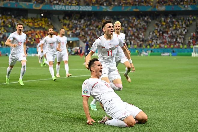 瑞士队击败荷兰，取得出线资格的简单介绍