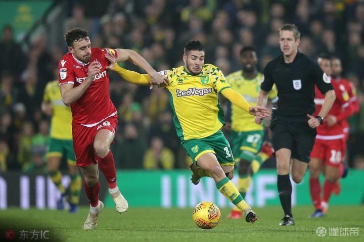 包含亚眠客场逆转里尔，提升积分榜排名的词条