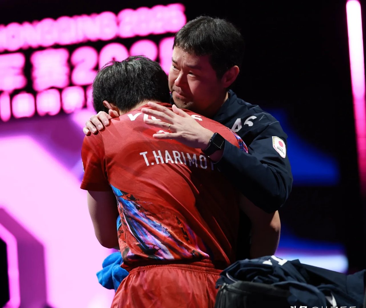 奥地利队鏖战法国队,张本智和带队取胜的简单介绍 奥地利队鏖战法国队,张本智和带队取胜的简单介绍