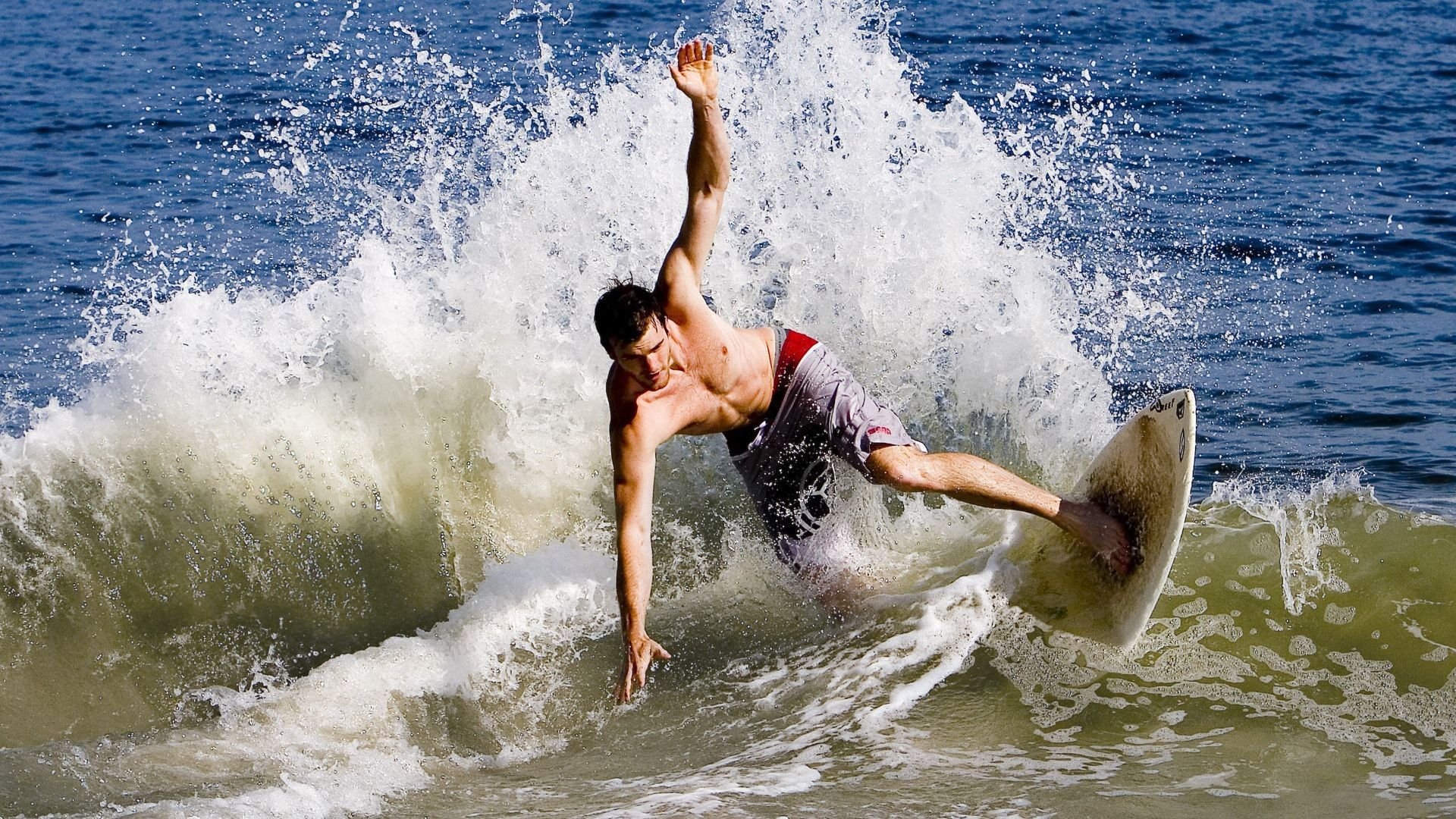 世界杯之夜，班凯罗在压力下的完美爆发